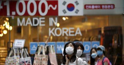 South Korea's economic growth unexpectedly accelerated in the first quarter.